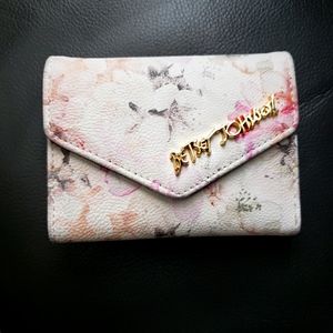 NWOT Betsey Johnson Wallet